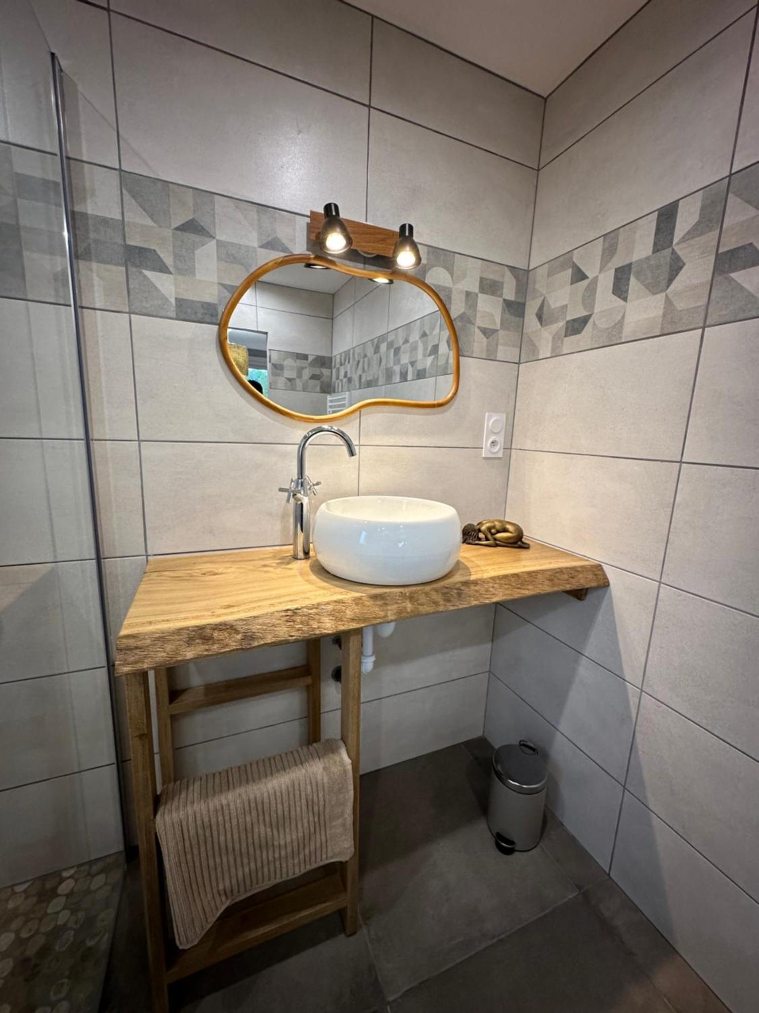 Gite De Monthardrou Le Bény-Bocage Extérieur photo